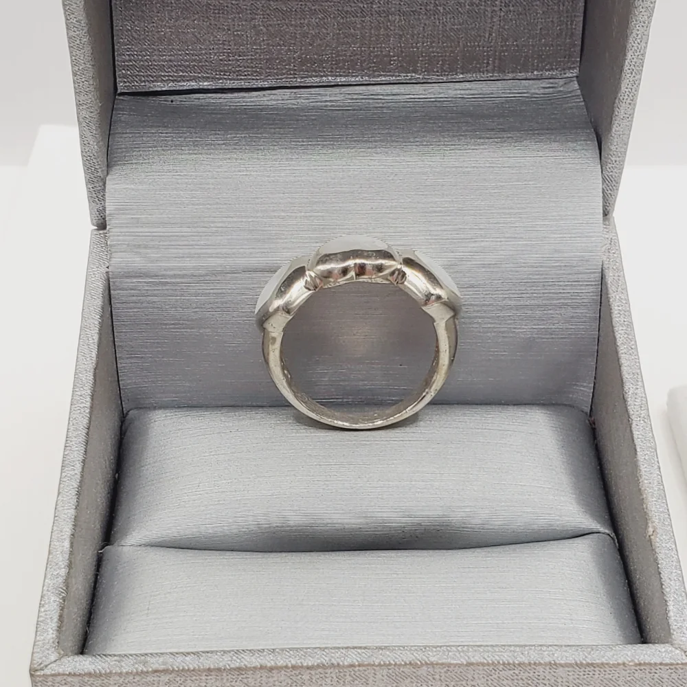 Mother Of Pearl Heart Ring